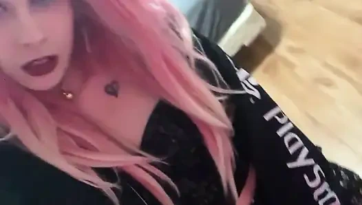 Striptiz ve biraz eğlence