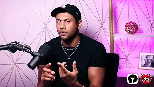 Alex Jones boyut, performans kaygısı ve baskı hakkında gerçekleşiyor