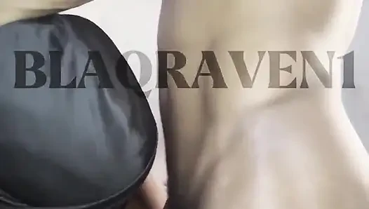 Yarağımı gırtlağına kadar yutuyor