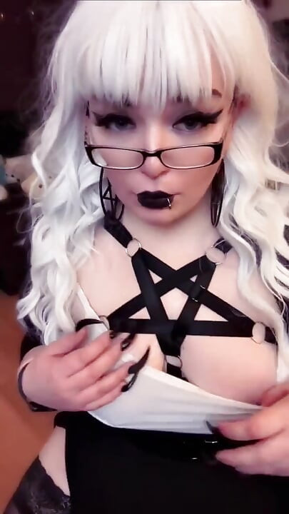 Gotik üvey anne büyük zenci 31 talimatı