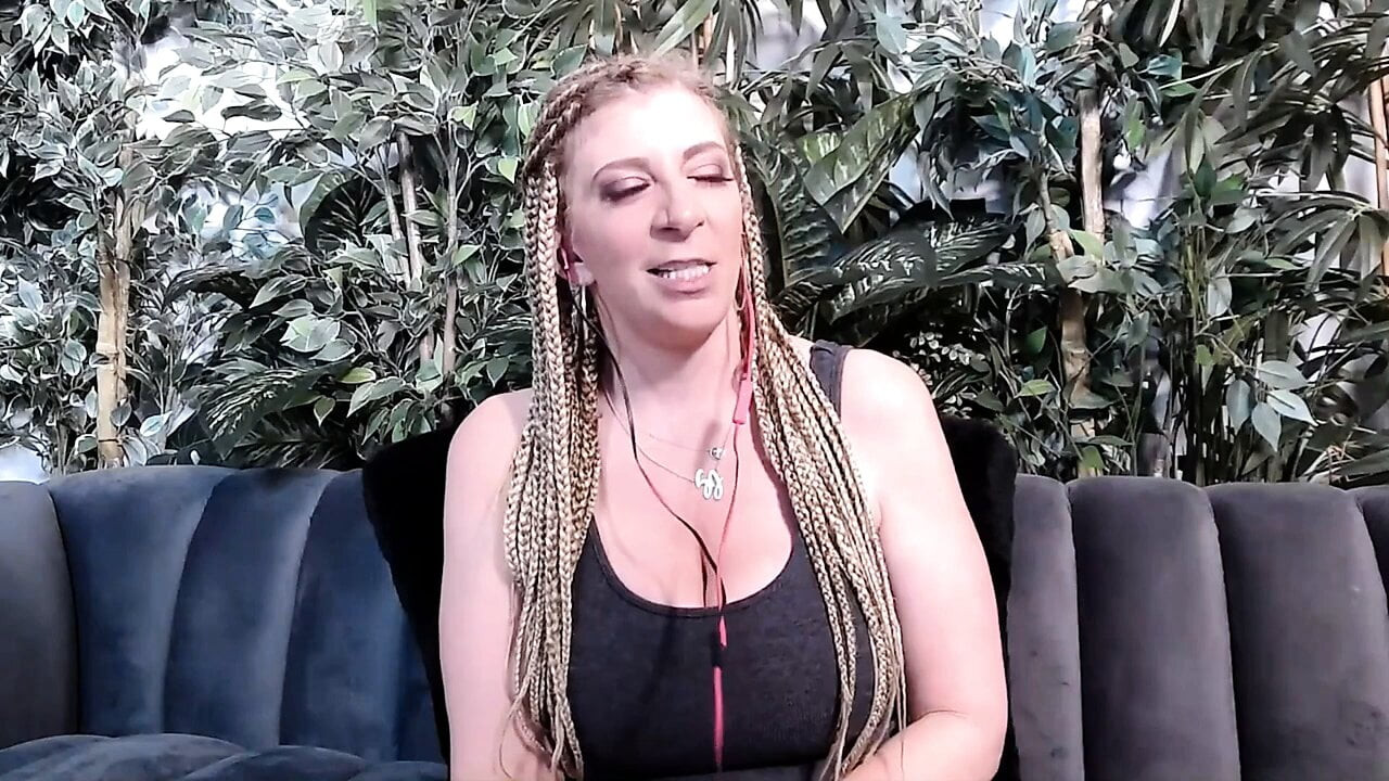 Bir milf nasıl elde edilir - sara jay seni yakaladı!
