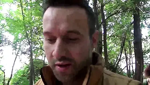Sürtük kız üçlü sekste sikiliyor