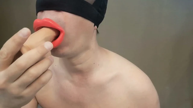 Dildo dölünü emiyor