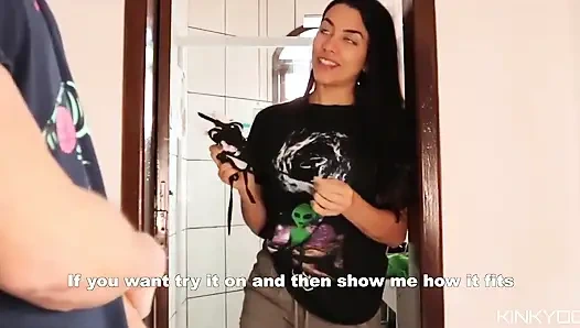 Hizmetçi patronunun yarağını çok emmek istiyor! Fablazed