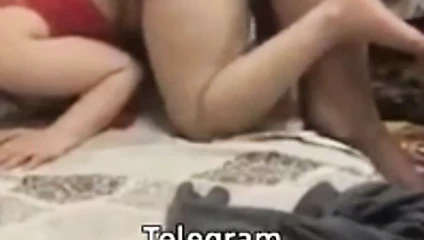 Yeni evlenen ciftler sikisiyor