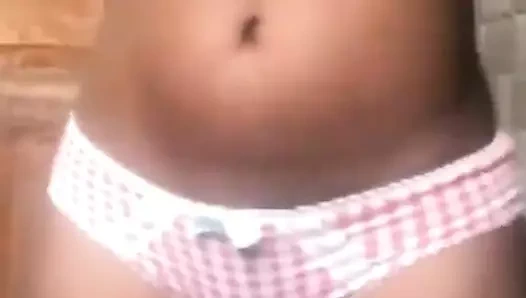 Islak amcığıma mastürbasyon yapıyor bölüm 22