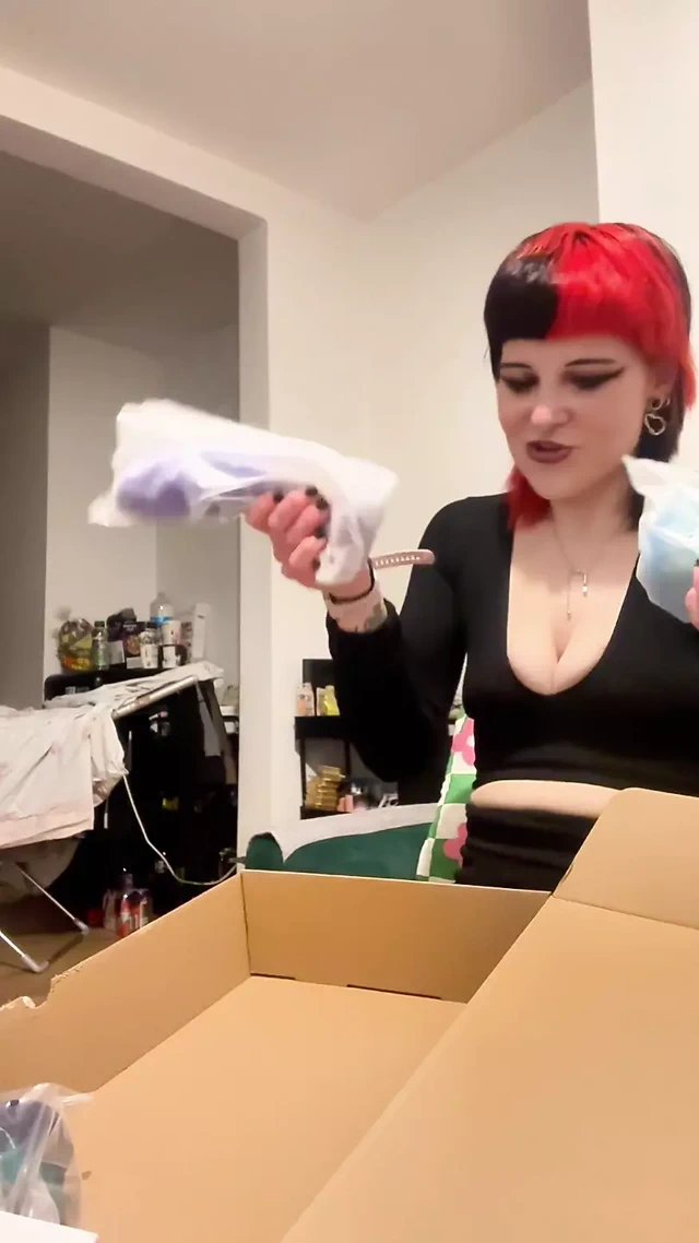 En iyi oyuncak meydan okuması: ilk sikiş makinemi monte ediyor!