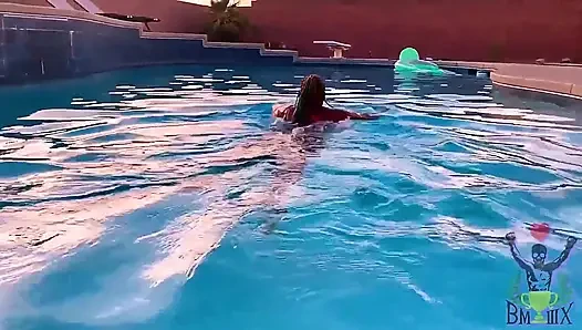 Havuz kenarında ft. shanice luv