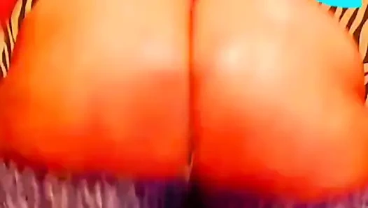 Siyah bbw ile dev titties ve büyük göt