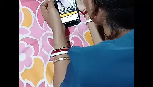 Baldız kocası evde yokken odasında porno izliyor, sadece onu boşaltmak harika