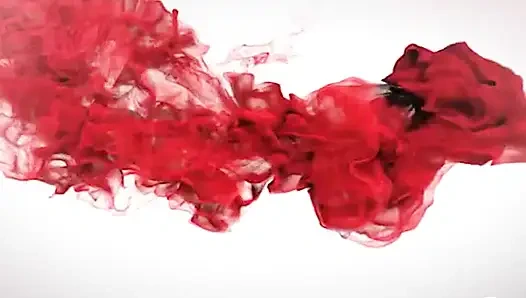 Brigitta Bui bir vajina yalıyor ve büyük bir penis tarafından poposu sikiyor