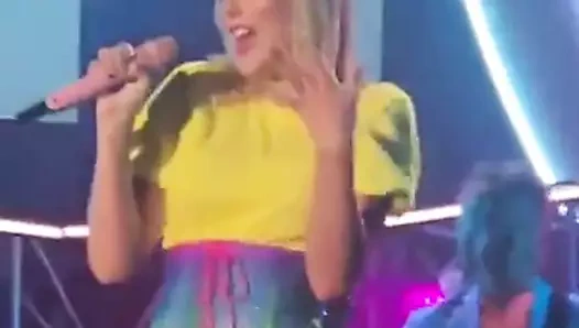 Taylor swift seksi göt