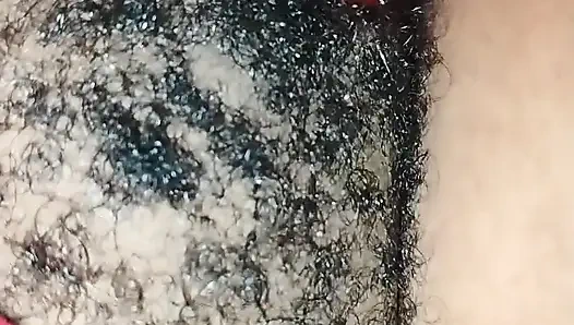 Vibratörümle kendimi sikiyorum