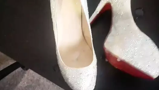 Topuklu ayakkabılar boşalıyor 2