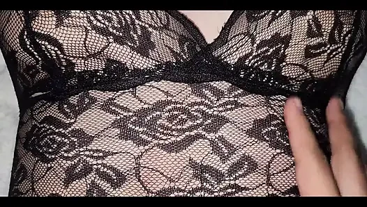 Üvey kız üvey annesi çalışırken üvey babasıyla seks yapıyor