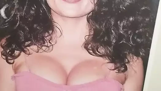 Salma Hayek Cum Tribute  ( Big tits )