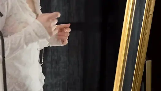 Kaslı Sırtlı Büyük Saçlı Esmer Sarışın Tam Emiyor