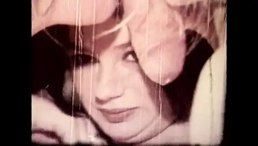 Üçlü arzu tarafından kör edilmiş