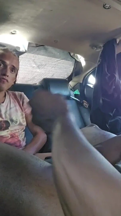 Akıllara durgunluk veren trans kafa oyunu - büyük zenci için en yoğun ve tutkulu gırtlağı teslimini izle | Klip 1