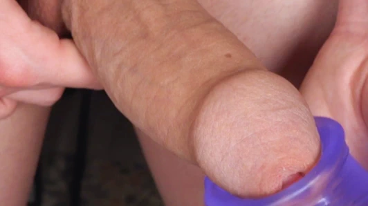 Büyük yarak kafası sağıyor