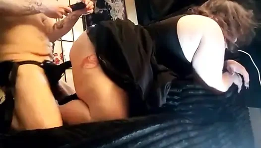 Yeni siyah kanepede seks