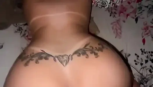 Dört ayak üzerinde oynamak