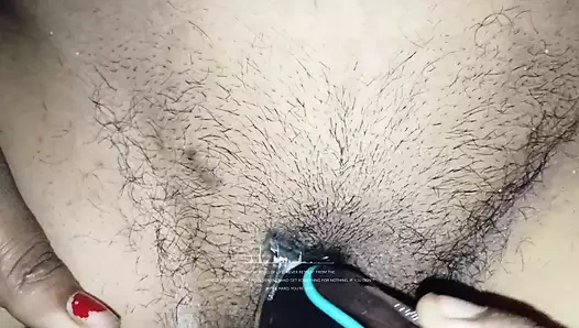 Stepmom'un amcık kıllarını temizledim