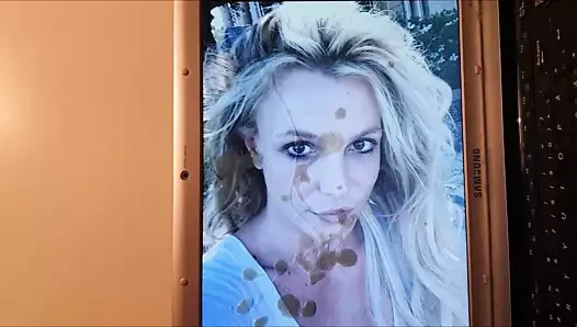 Britney Spears boşalma anısına 92