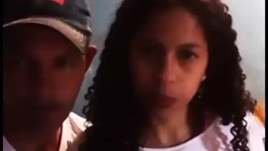 Facecast uygulamasında canlı - ses yok