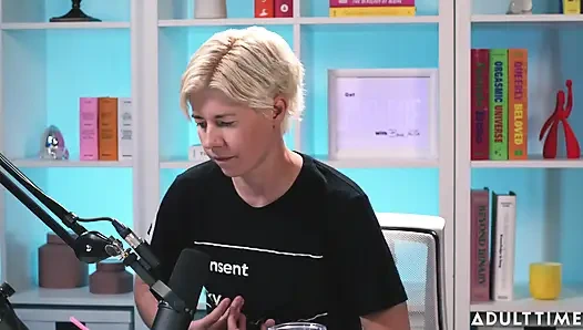 Lilly Bell teşhircilik, seks ve güçlendirme | Adult Time Podcast