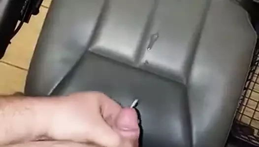 Cum at work... ben yüze ihtiyacım var