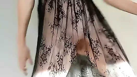 Çiçekli şeffaf siyah elbise