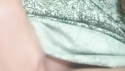 Zarif gece elbiseli Hintli güzellik - yavaş azdırma ve yoğun solo oyun - yüz yok - 4k ultra hd