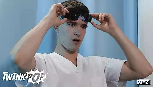 Maverick Sun Ihan Rodriguez'i epilasyon yaptı ve o pürüzsüz götü test eden ilk adam olmak istiyor - twinkpop