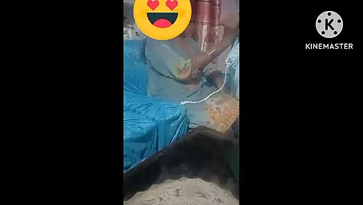 Sevgili üvey erkek kardeşim ebeveynleri evde yokken beni sikiyor (Hintçe hardcore ses)