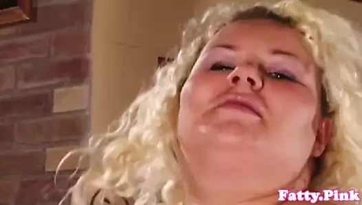 Koca göt yağlı dolgun sikiş köpek stili