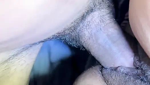 Evli kadın tersten sikiliyor