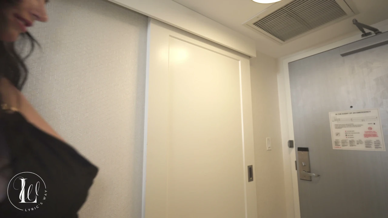 Curvy Hooker Alyson Kaid Fuck BBC Cheating Construction Worker