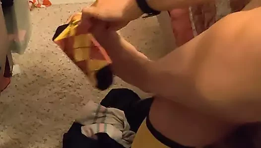 Metresi diz boyu çorap giyiyor