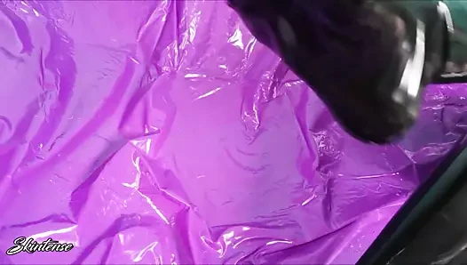 Lateks lastik burunlu çorap giymek