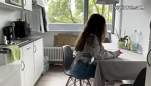 18 yaşındaki kız öğrenci sert sikiliyor