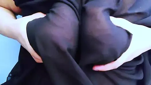 Hintli ateşli kız erkek arkadaşı geç geldiğinde salatalık ile seks yapıyor