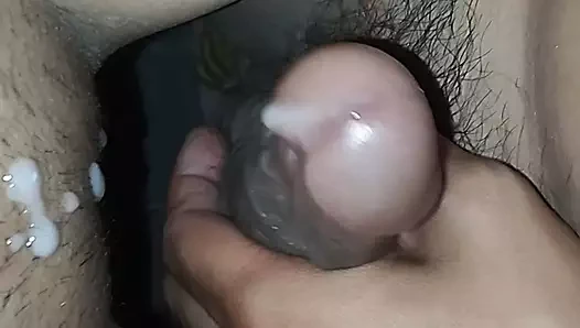 Pinay misyoner pozisyonunda amını temiziyor