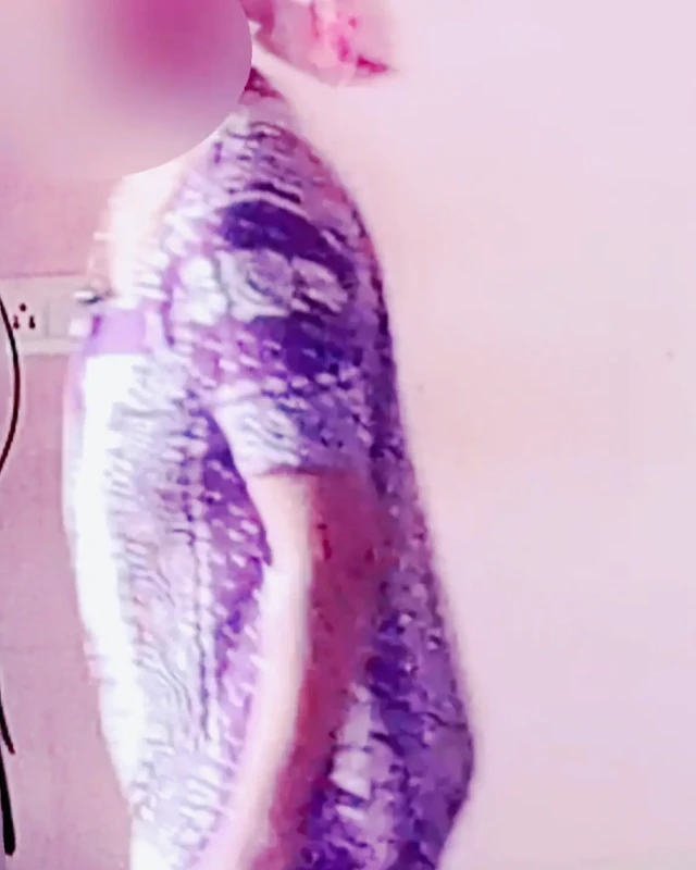 Büyük memeli evli eski kız arkadaşım elbisesini değiştiriyor videosunu gönderdi