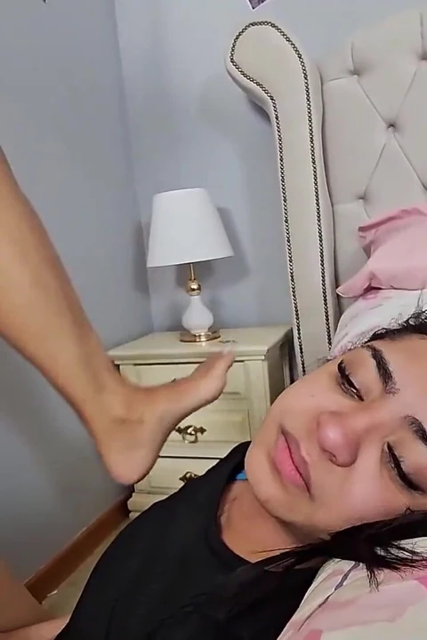 Jessie'nin Tehlikeli Bacakları