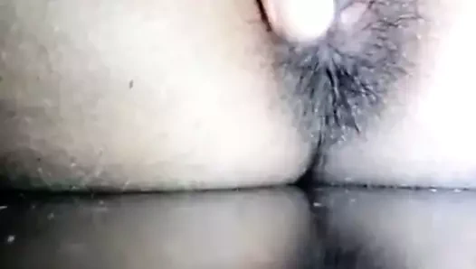 Çaresiz seks ihtiyacı olan kız