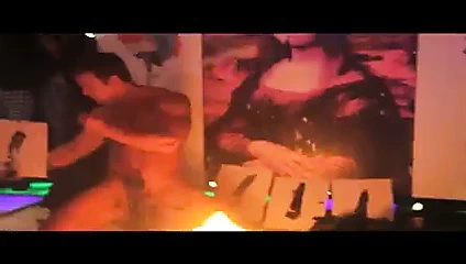 Pavarotti penis sanat performansı 02