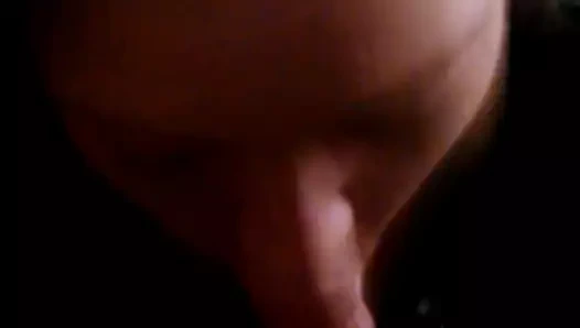 Glamourboi devon layla'dan kafa alıyor