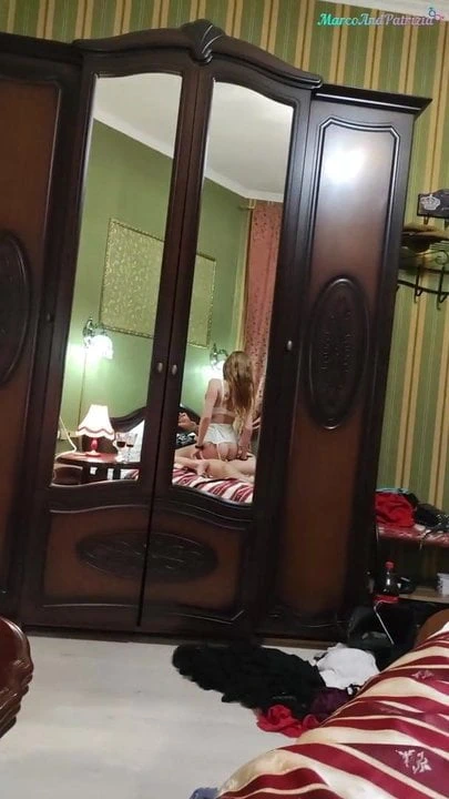 Müzisyen derin boğaz emme, doggystyle, kovboy kız ve yutmak