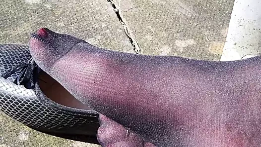 siyah sıkı toe teaser